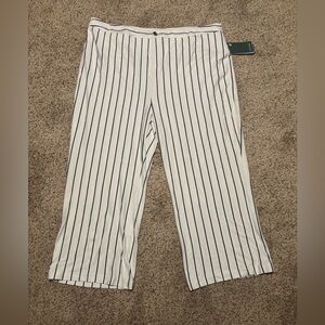Lysse White Wide Straight-Leg Pants with Black Pinstripes